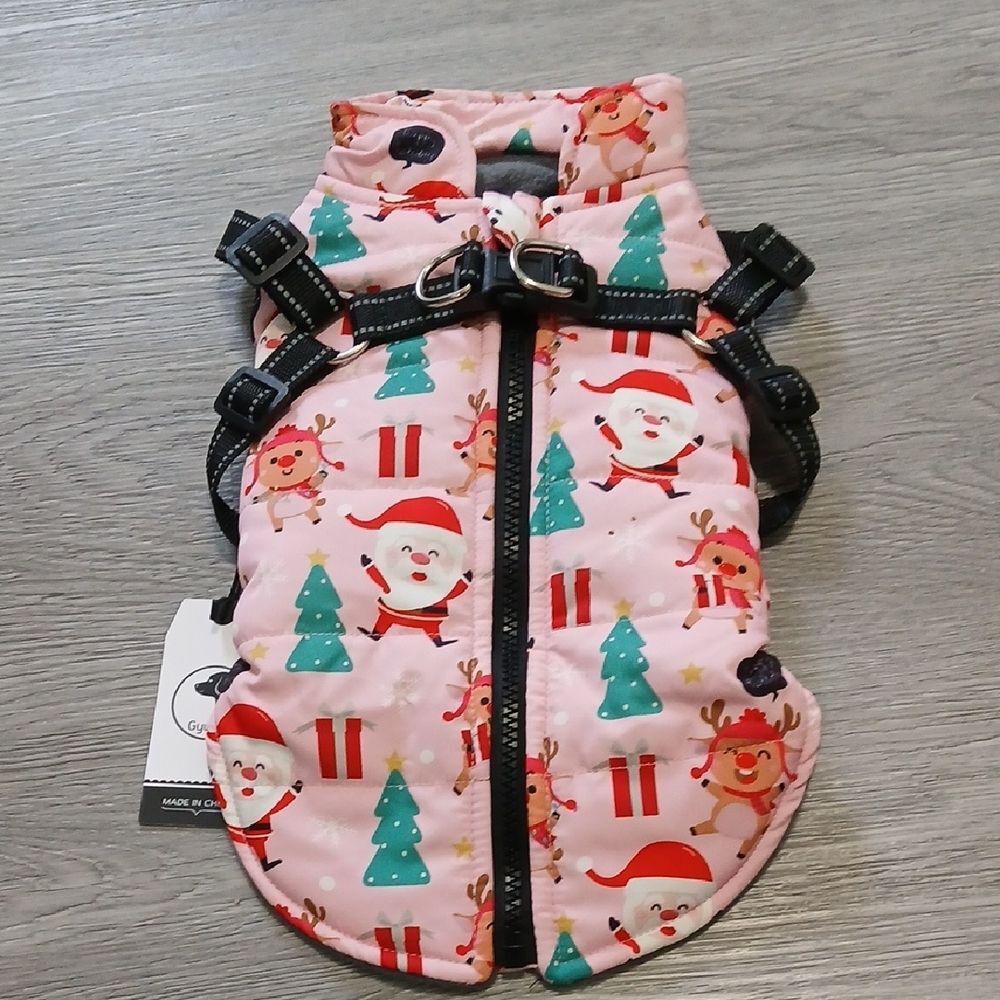Gyuzh Festive Pink Dog Waterproof Jacket with Santa Print with harness  Sz S NWT